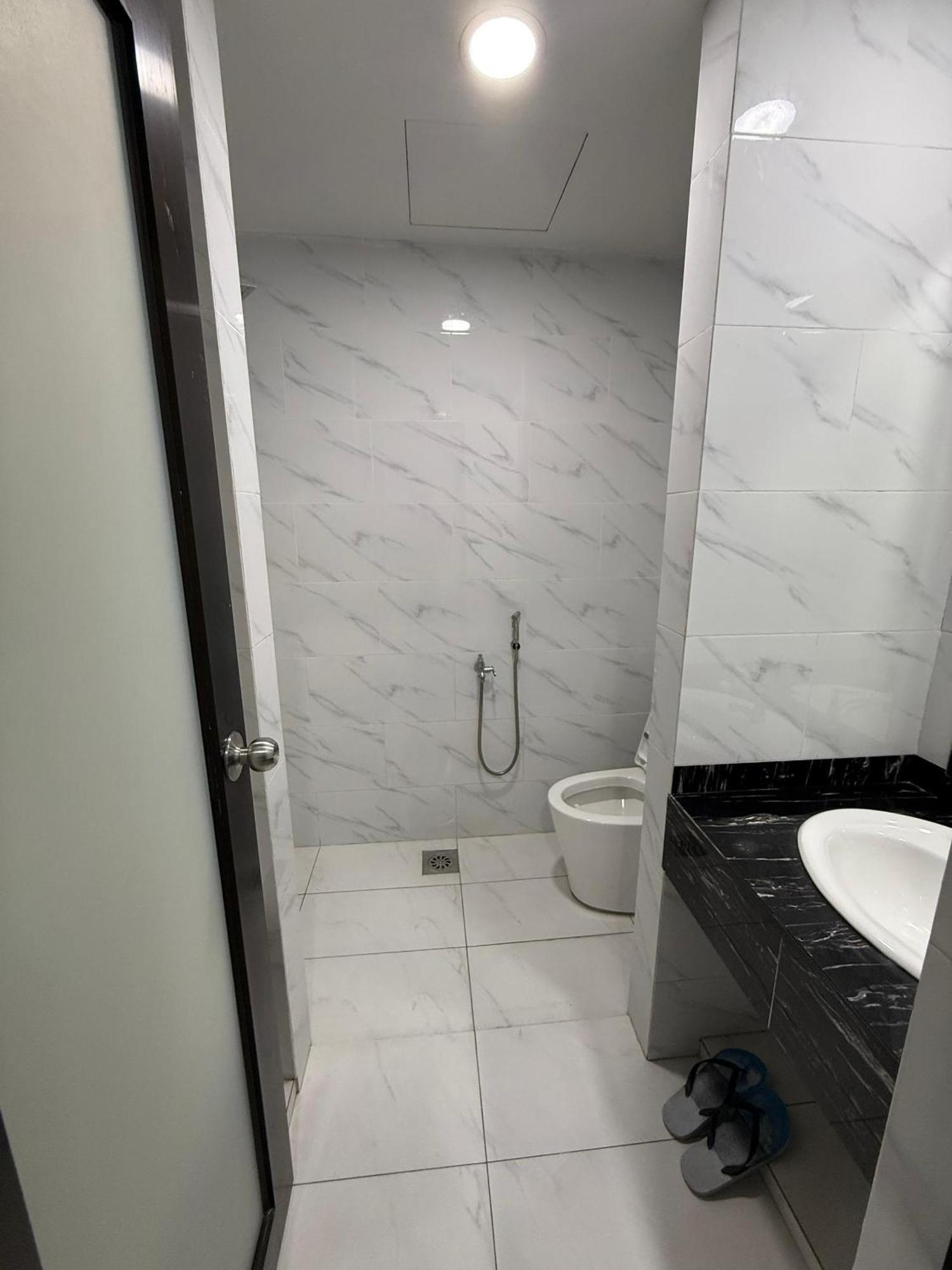 Prime Suite At Ampang - Individual Private Rooms Kuala Lumpur Exteriör bild