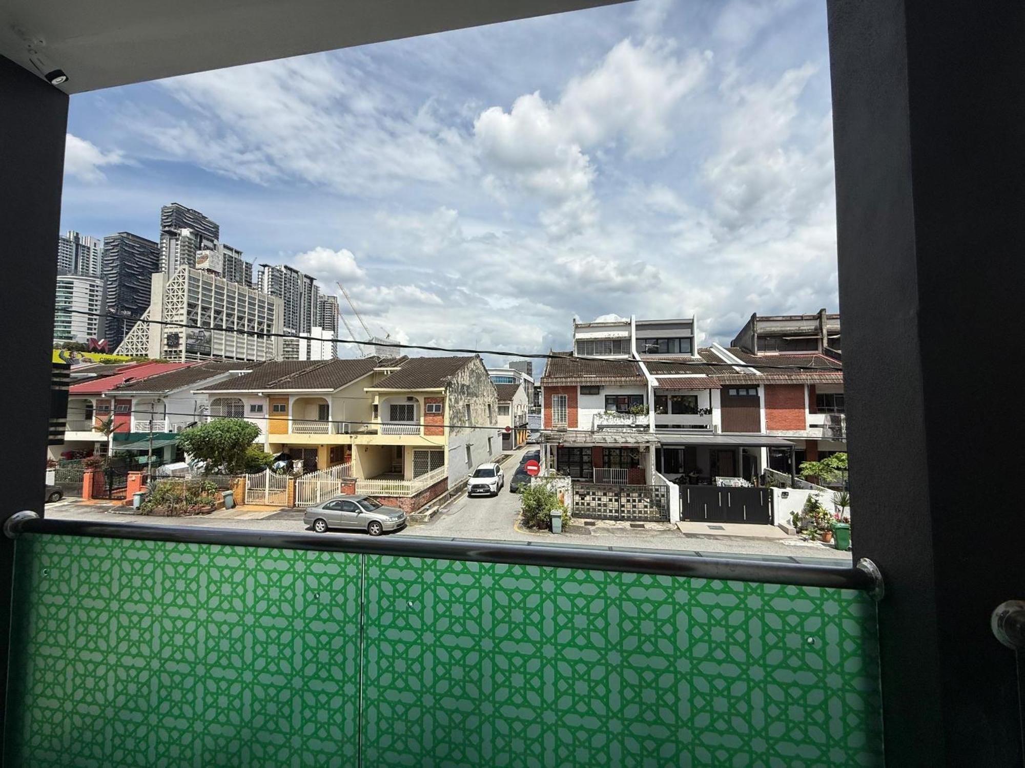 Prime Suite At Ampang - Individual Private Rooms Kuala Lumpur Exteriör bild